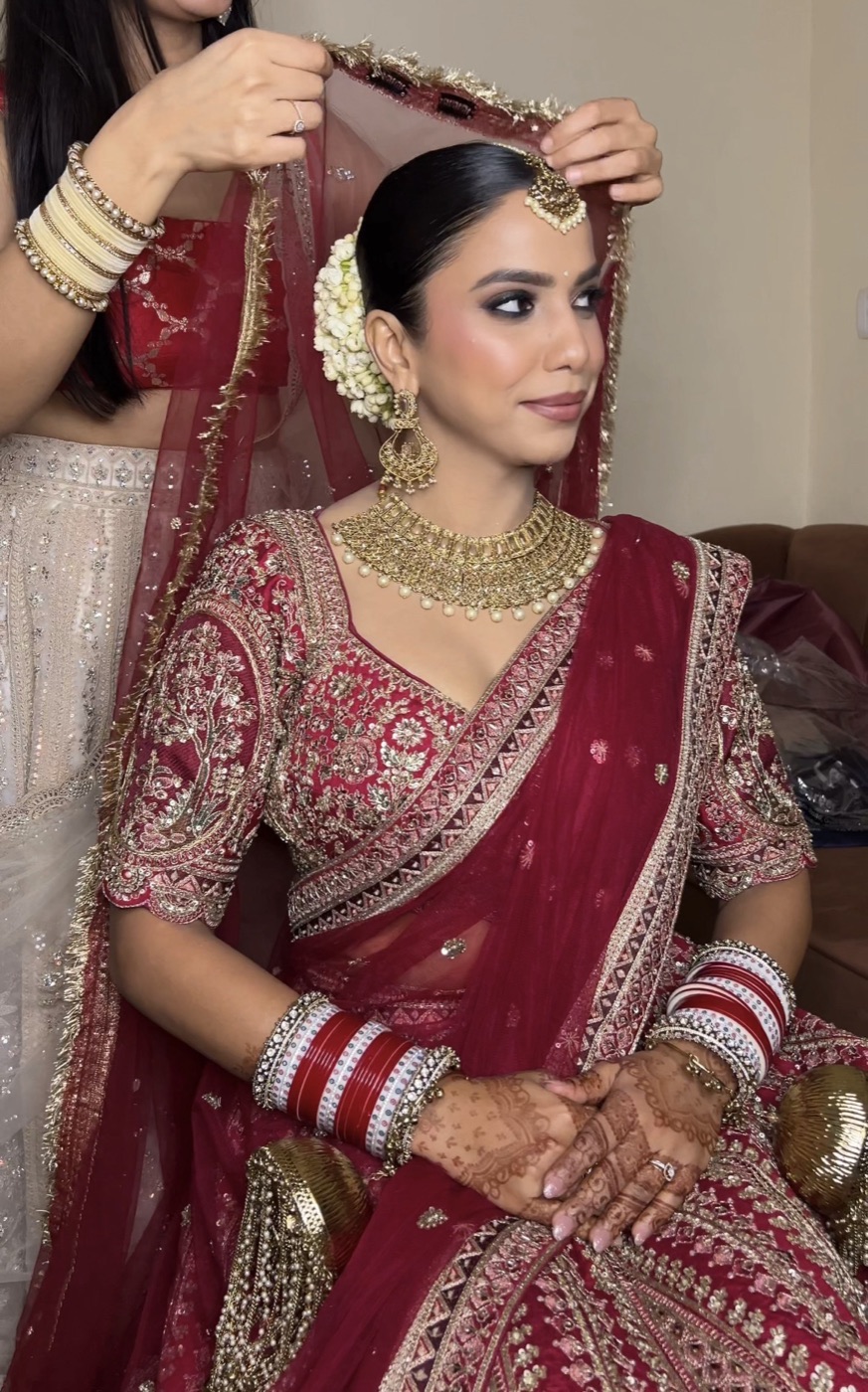Bridal makeup by Priyanka Gaurav